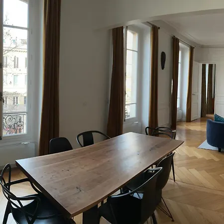 Appartamento Spacious 150sqm Luxury In Center