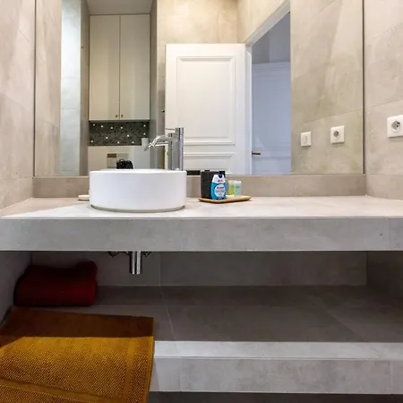 Spacious 150sqm Luxury In Center Appartamento *