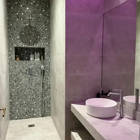 Spacious 150sqm Luxury In Center Appartamento *