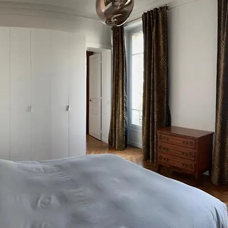 Spacious 150sqm Luxury In Center Appartamento *