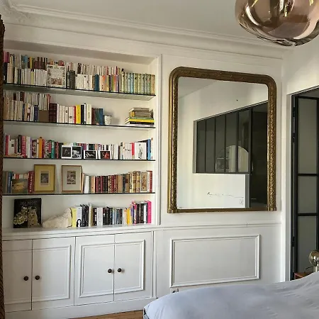 Spacious 150sqm Luxury In Center Appartamento