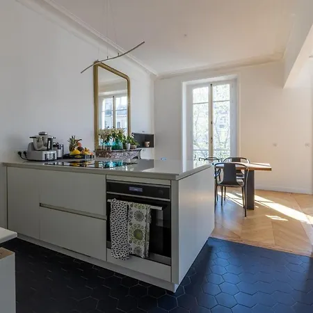 Appartamento Spacious 150sqm Luxury In Center Parigi