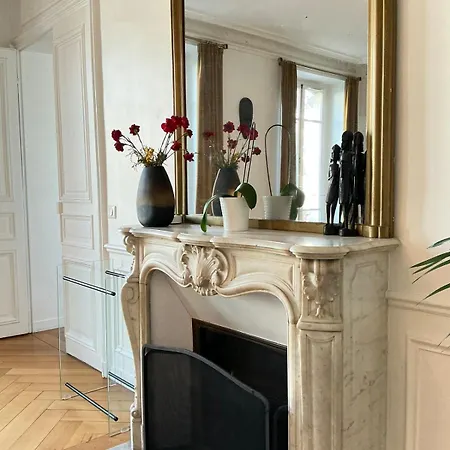 Spacious 150sqm Luxury In Center Appartamento *