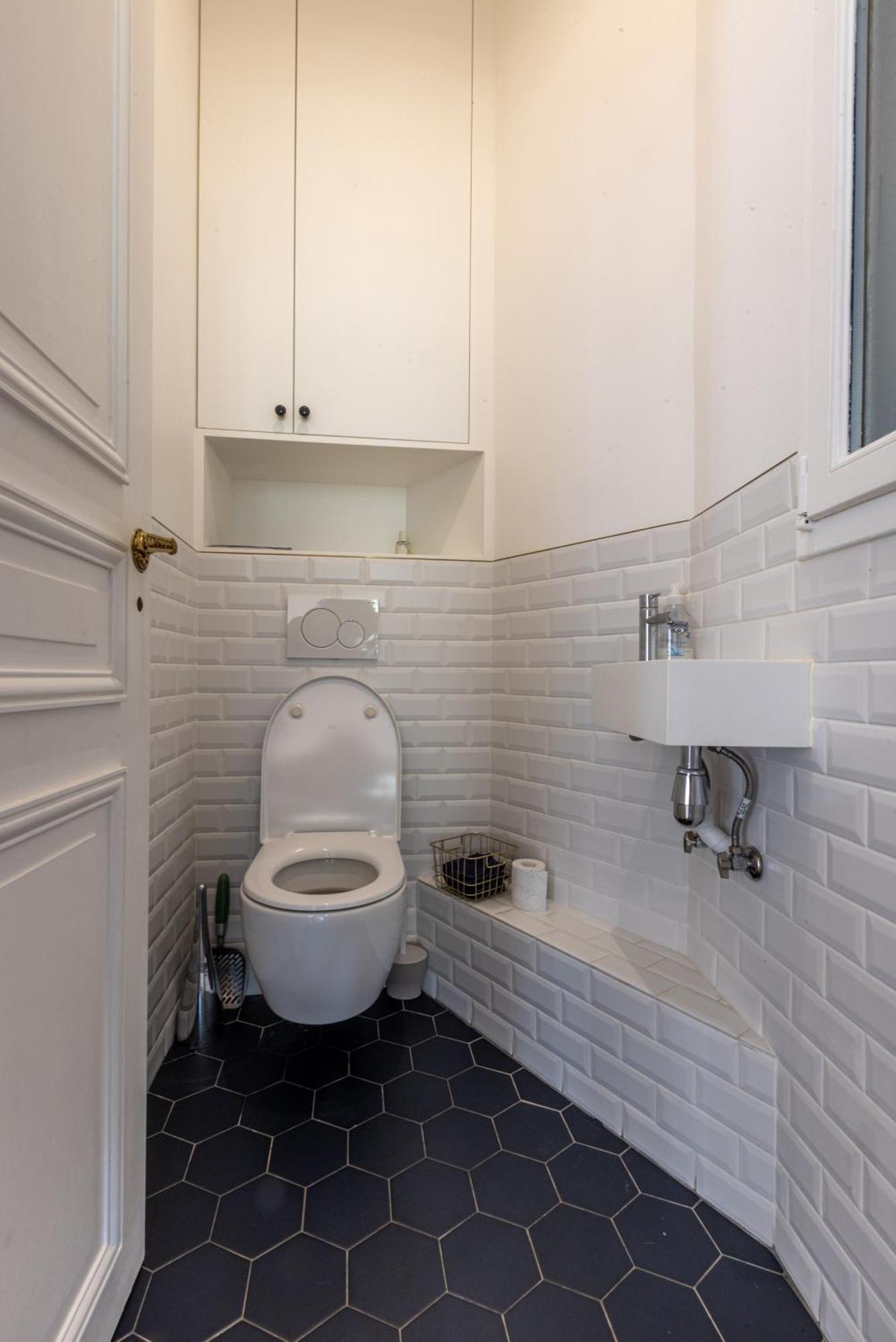 Spacious 150sqm Luxury In Center Paris
